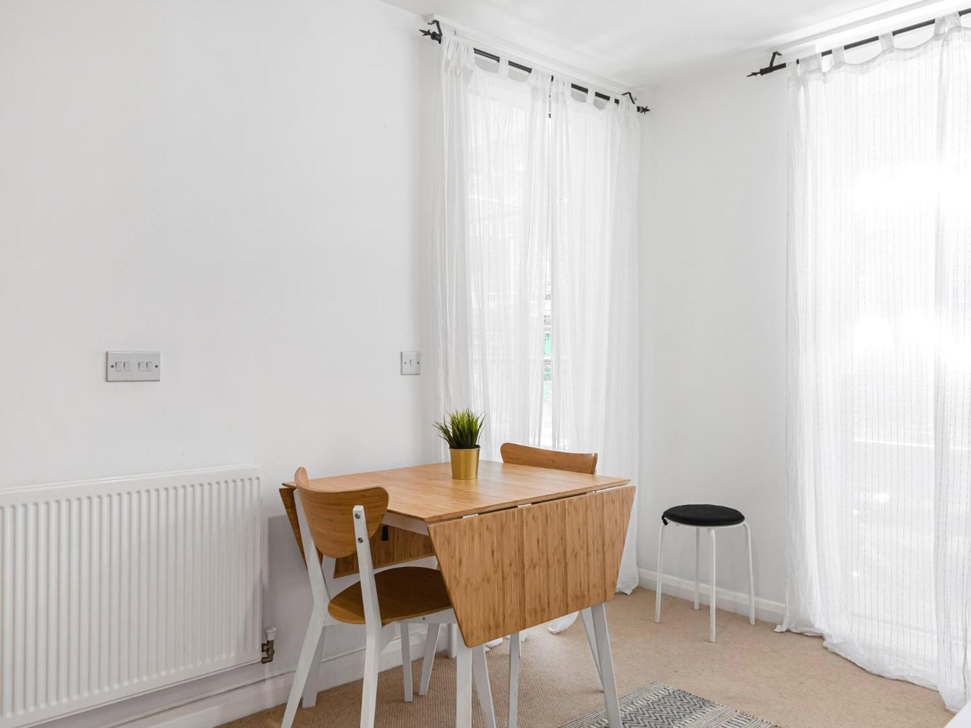 Pass The Keys Modern Tottenham Hale Apartment Perfect For Leisure London Exterior photo